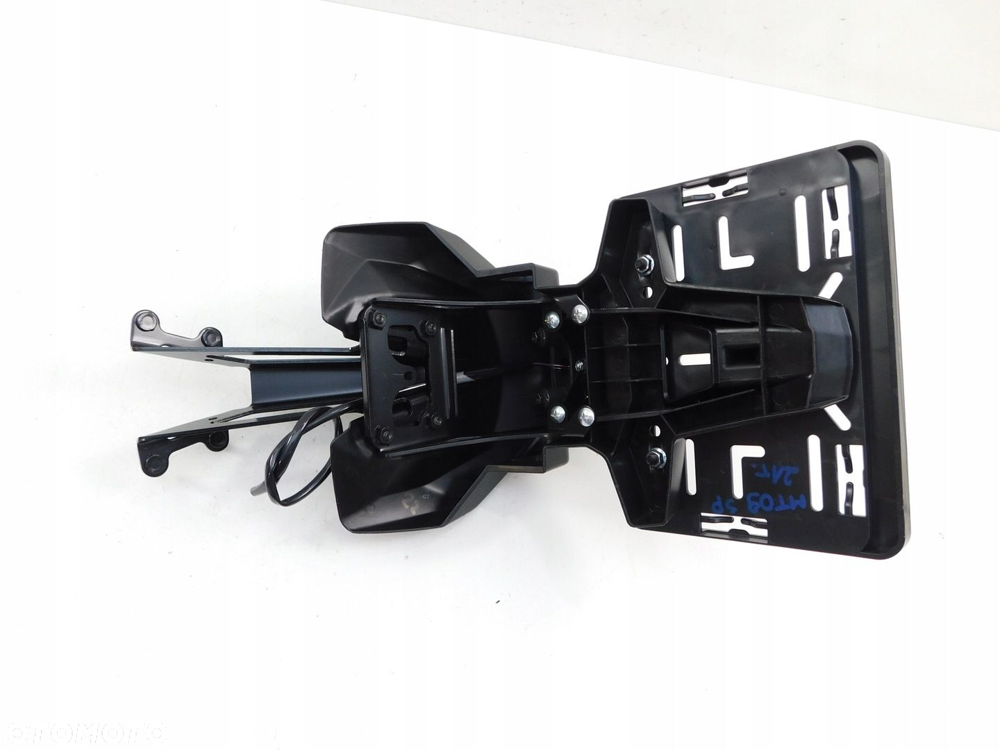 YAMAHA MT 09 MT09 SP 21r. BŁOTNIK TYŁ MOCOWANIE TABLICY - 7