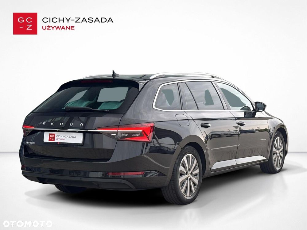 Skoda Superb 2.0 TDI SCR Style DSG - 5