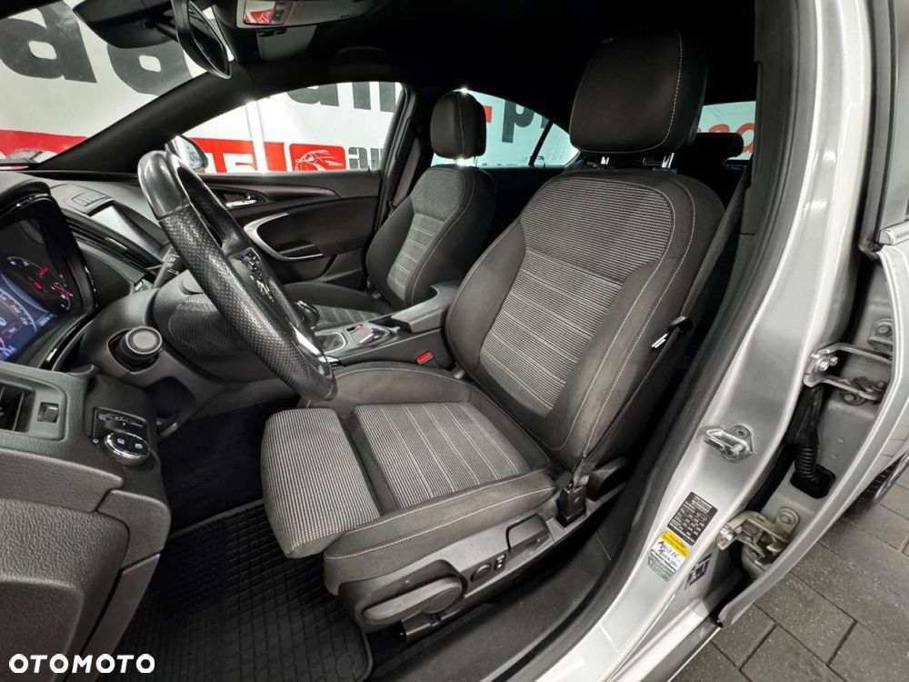 Opel Insignia - 27