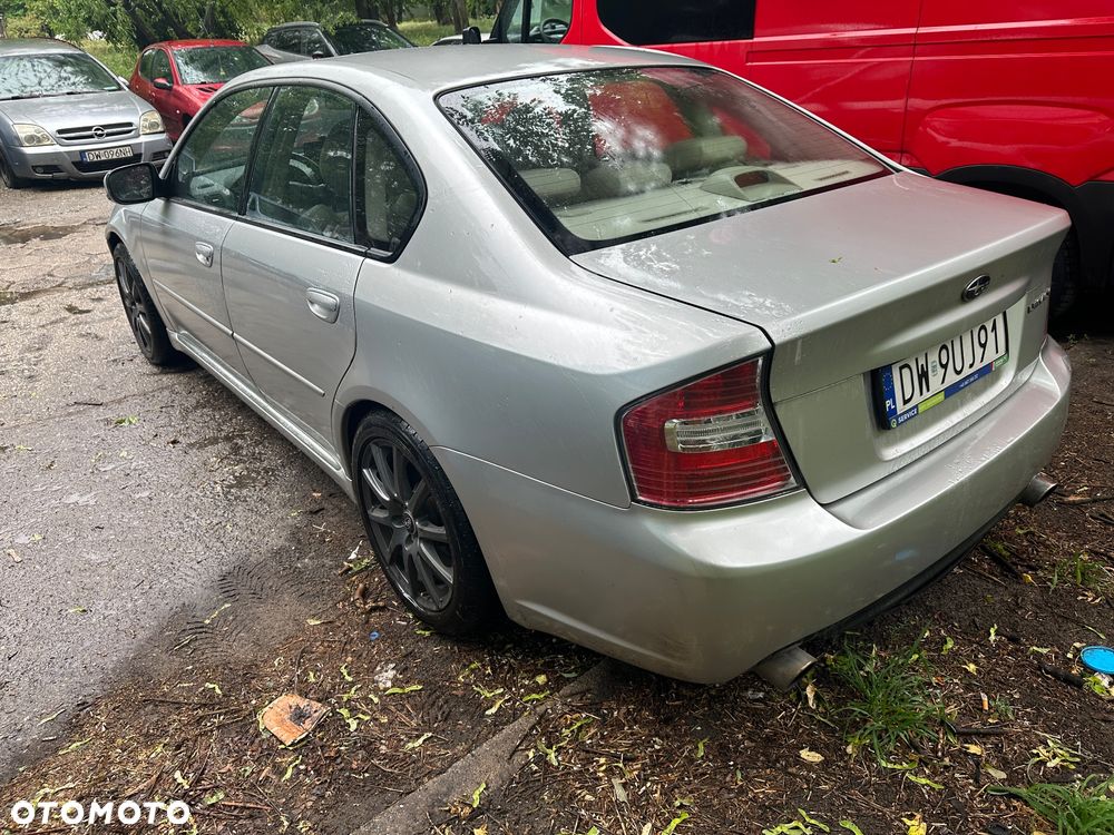 Subaru Legacy 3.0 H6 Spec B - 3