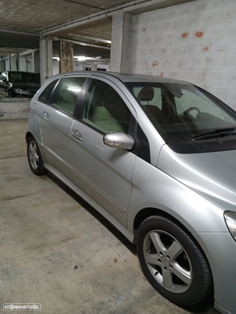 Mercedes-Benz B 200 Turbo - 6