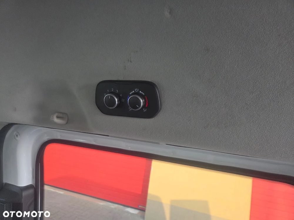 Ford Transit Custom L2H2 VA MH Basis - 13
