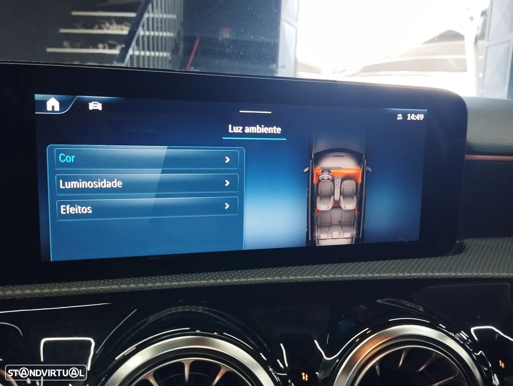 Mercedes-Benz A 200 AMG Line Aut. - 36