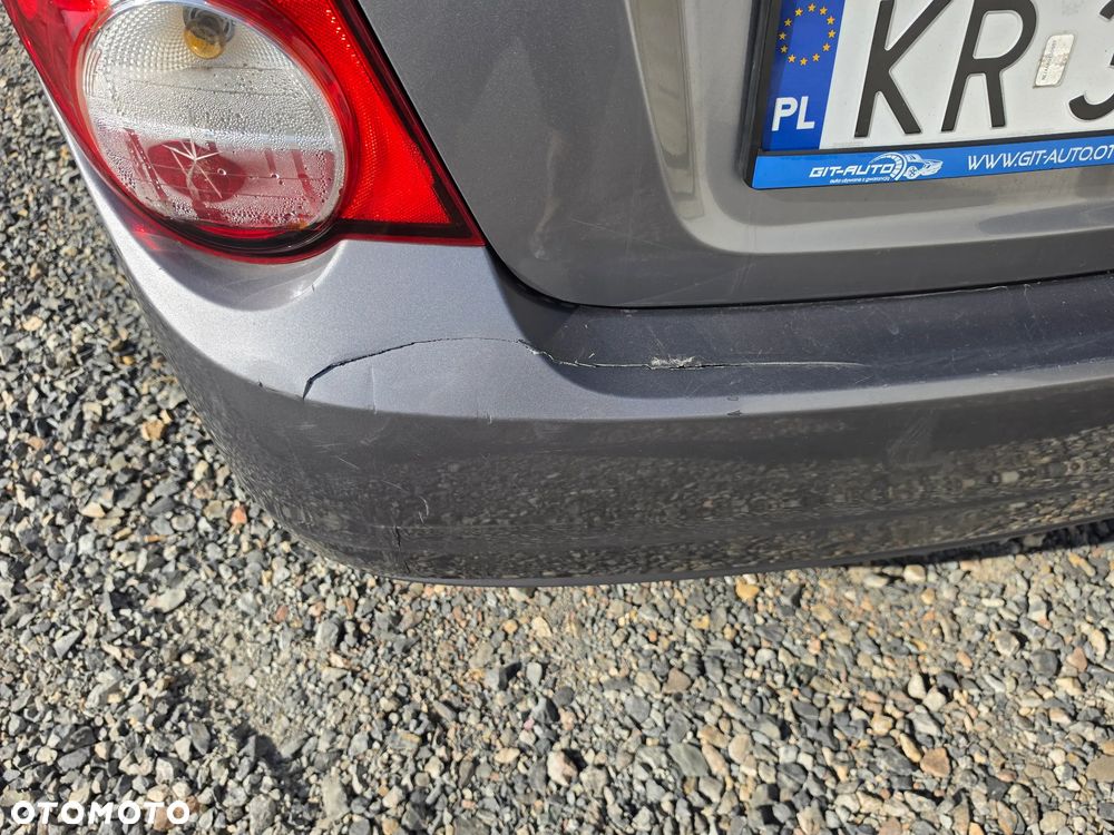 Chevrolet Aveo 1.2 LT - 10