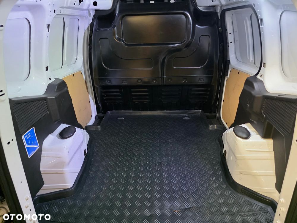Ford Transit Courier Ambiente - 15