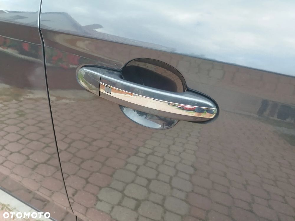 Ford Mondeo 2.0 Ghia Executive - 19