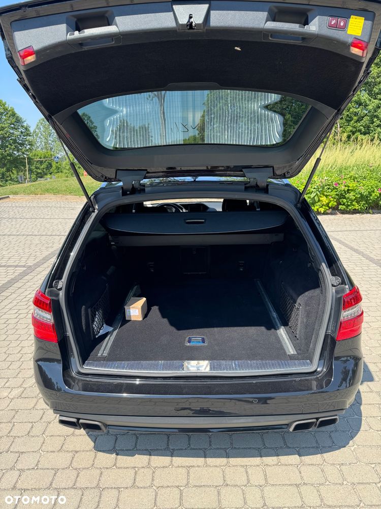 Mercedes-Benz Klasa E 63 AMG - 3