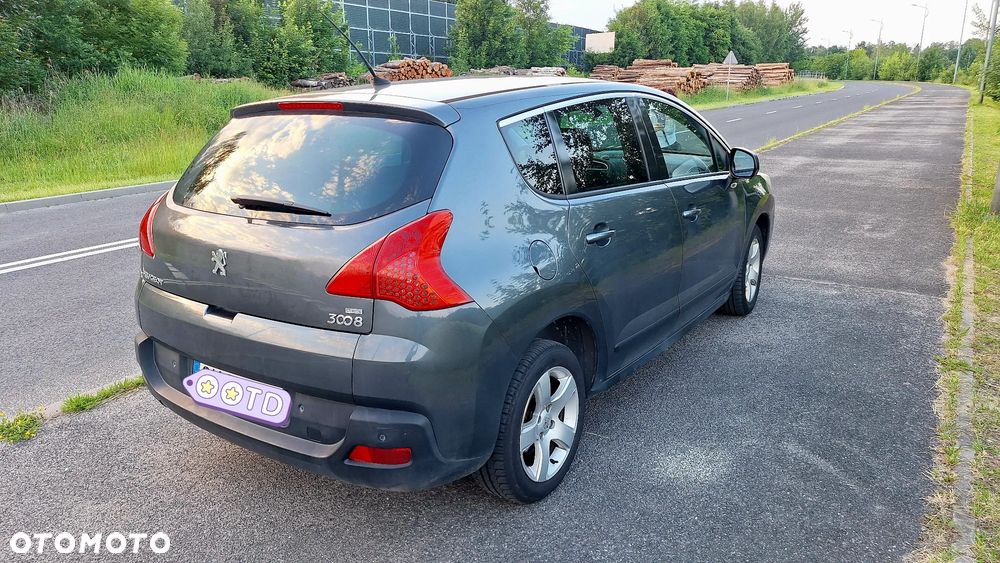 Peugeot 3008 1.6 e-HDi Active S&S - 10