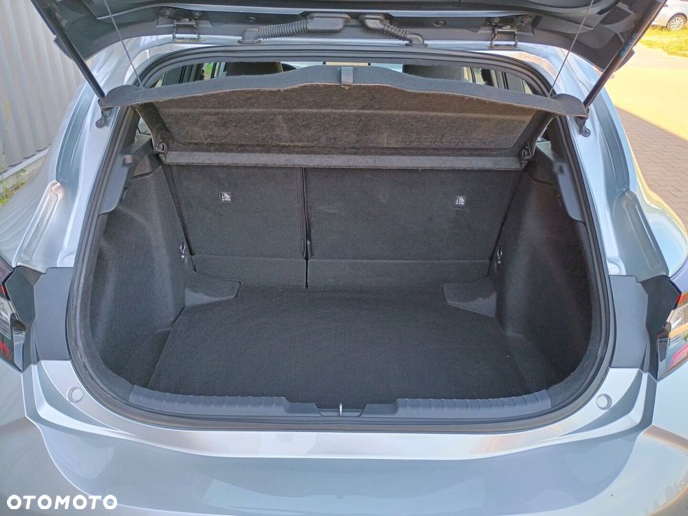 Toyota Corolla - 24