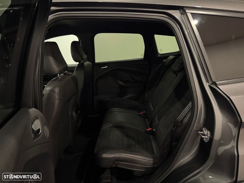 Ford Kuga 1.5 TDCi ST-Line Limited Edition - 30