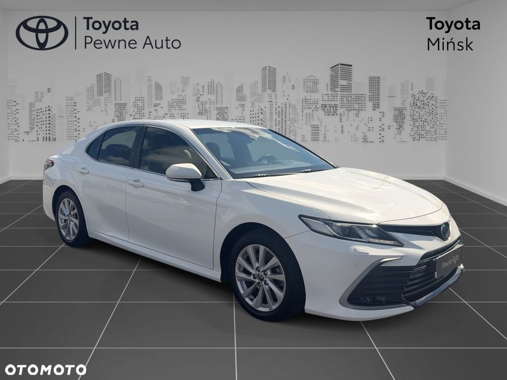 Toyota Camry 2.5 Hybrid Comfort CVT - 4