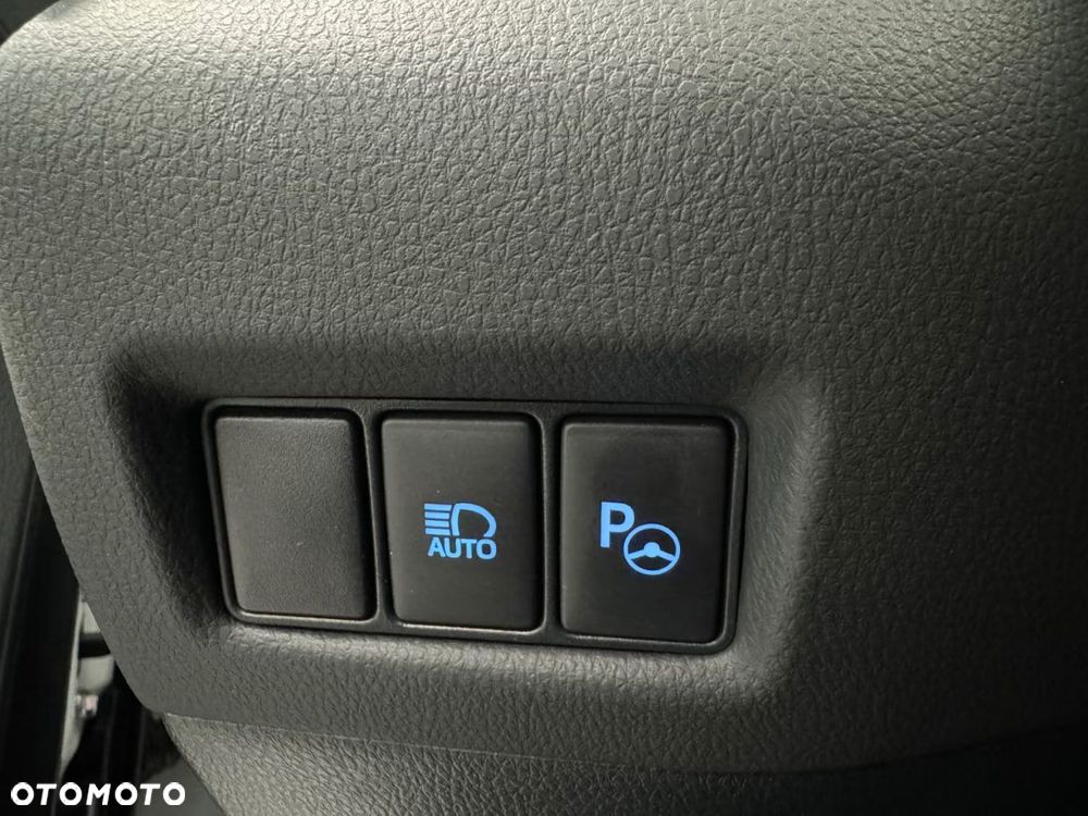 Toyota C-HR 1.8 Hybrid Dynamic - 32