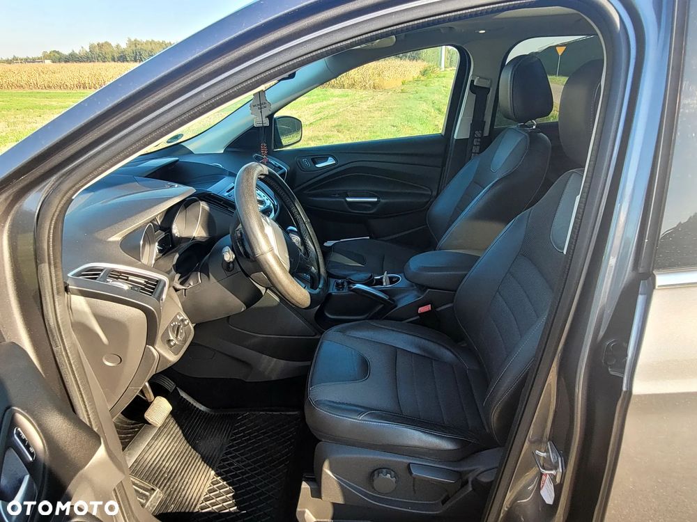 Ford Kuga 2.0 TDCi 4x4 Titanium - 11
