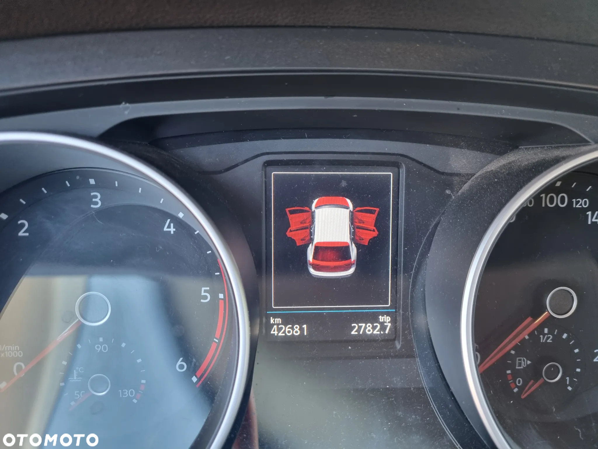Volkswagen Tiguan 2.0 TDI BMT SCR Comfortline - 3