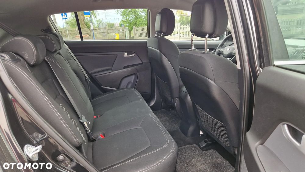 Kia Sportage 1.7 CRDI 2WD Vision - 11