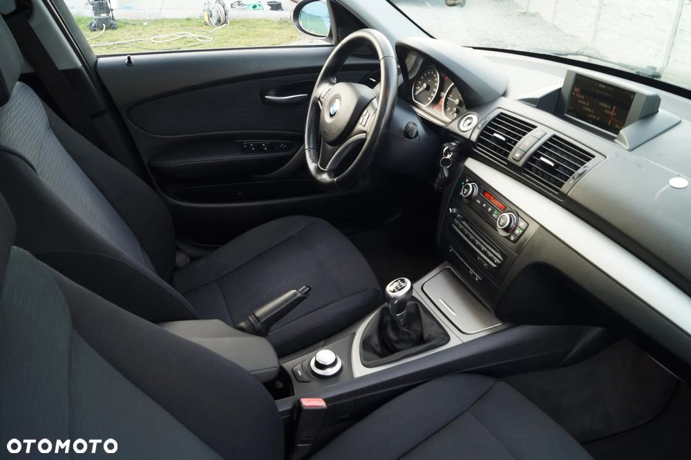 BMW Seria 1 118d DPF Edition Sport - 8