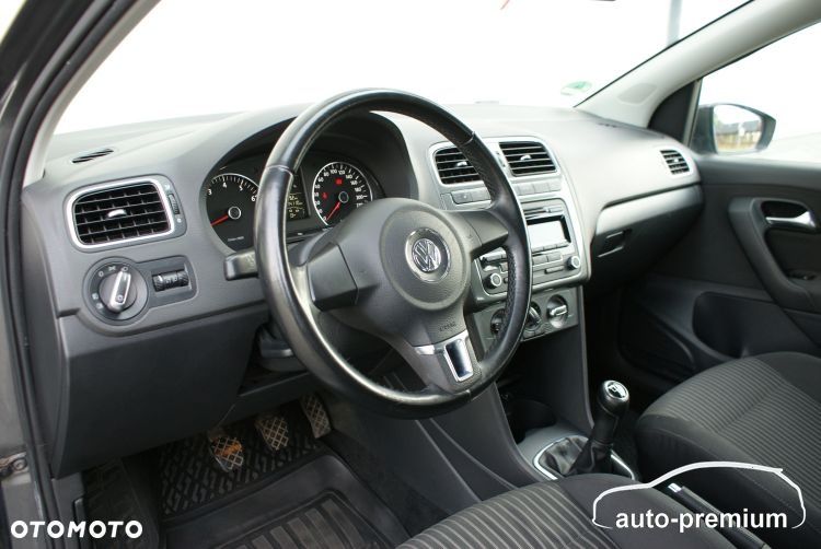 Volkswagen Polo 1.4 16V Highline - 8