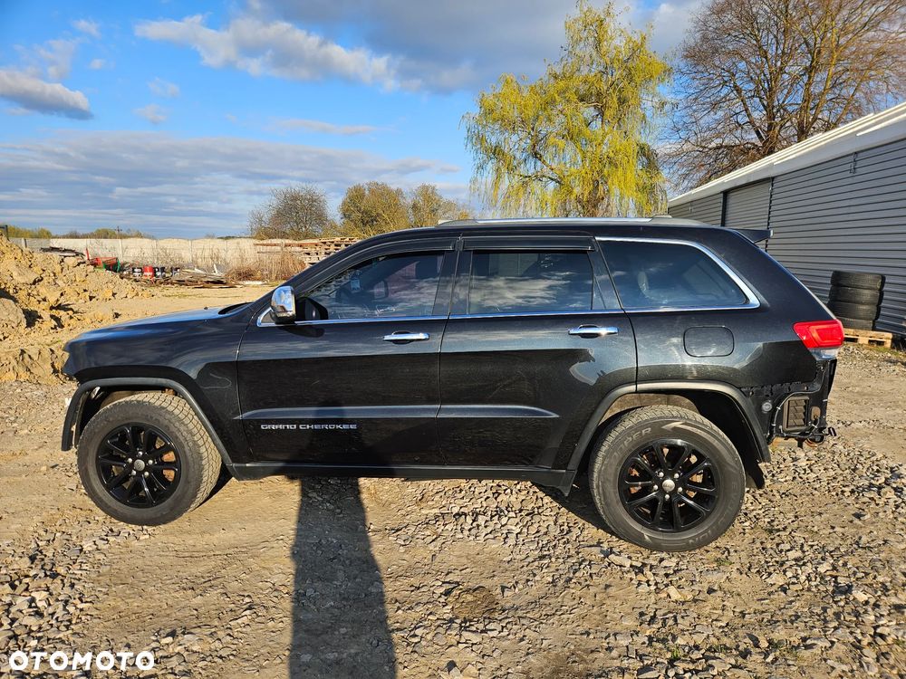 Jeep Grand Cherokee - 8