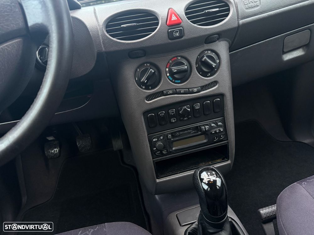 Mercedes-Benz A 140 Elegance - 11