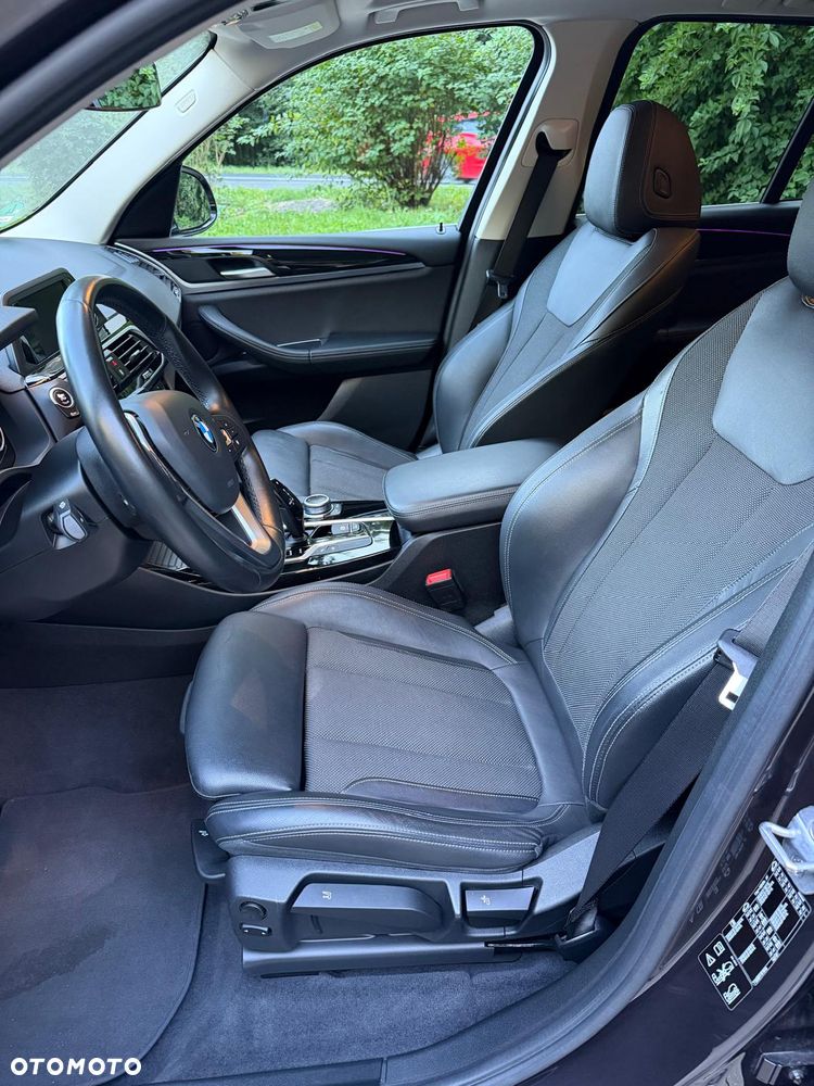 BMW X3 xDrive20d Luxury Line - 18