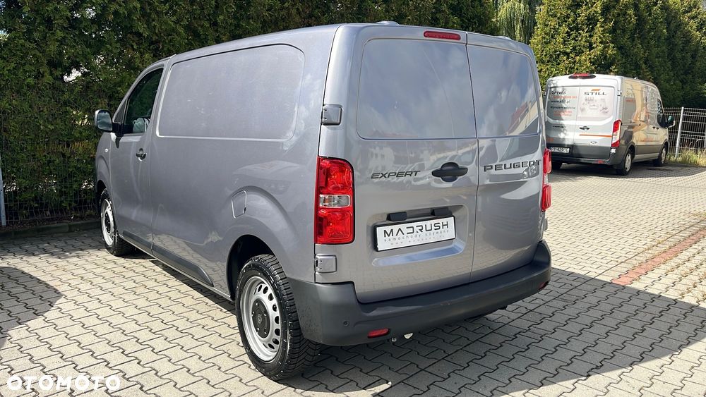Peugeot Expert - 8