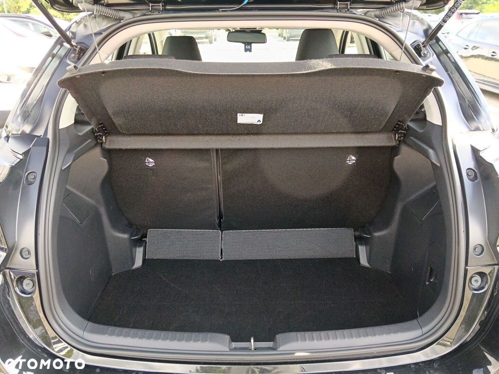Toyota Yaris - 16