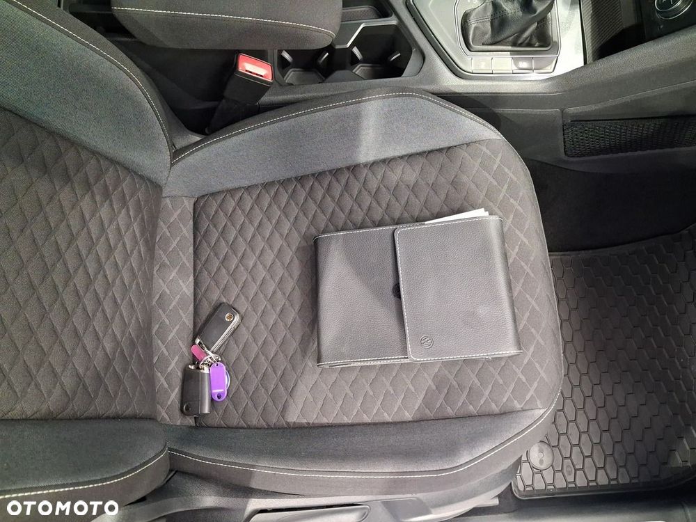 Volkswagen Tiguan - 25