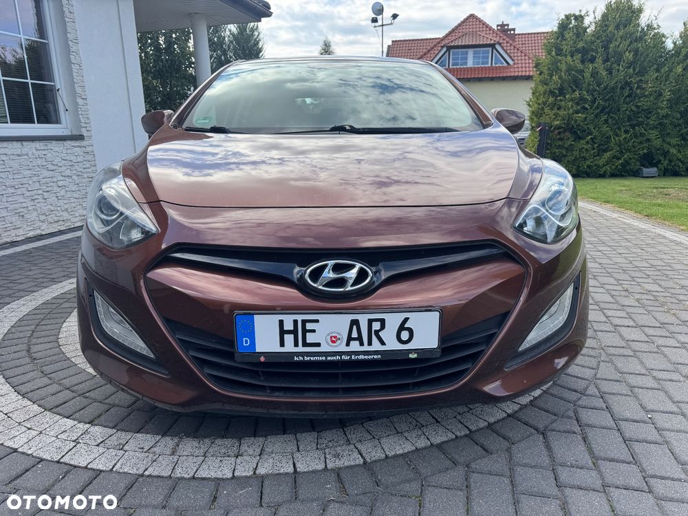 Hyundai i30 ver-1-4-premium - 2