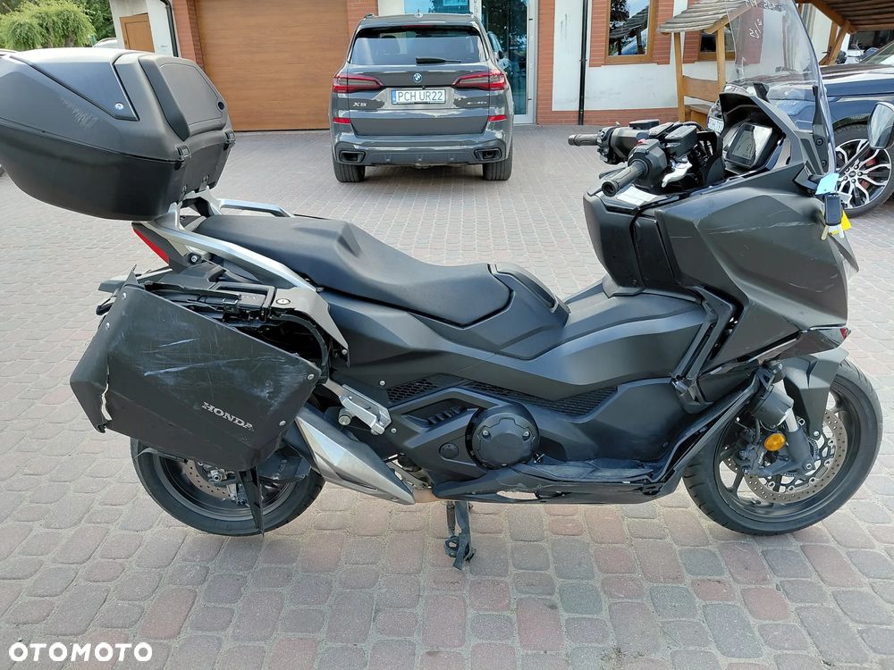 Honda NSS - 6