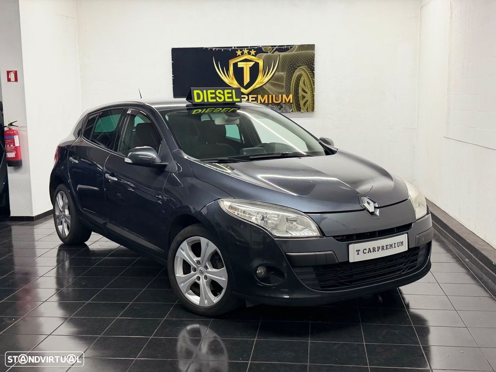 Renault Mégane 1.5 dCi Dynamique S - 2
