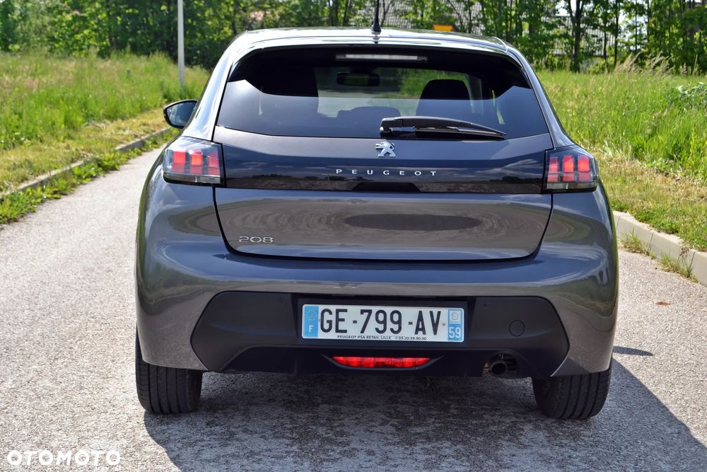 Peugeot 208 - 14