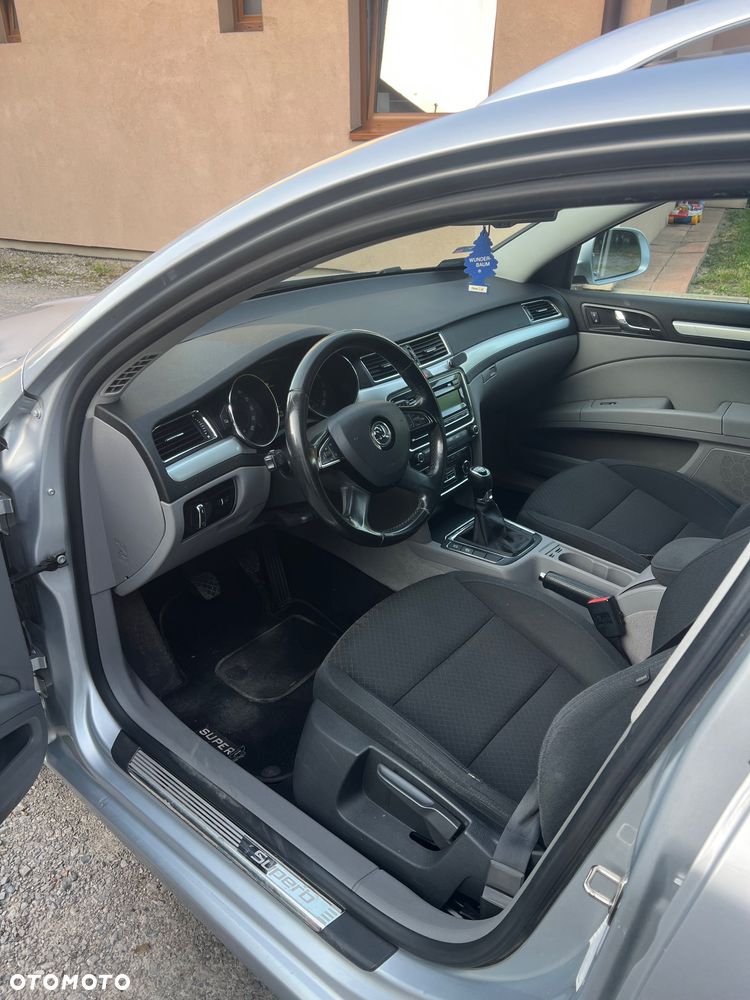Skoda Superb 2.0 TDI Elegance - 7