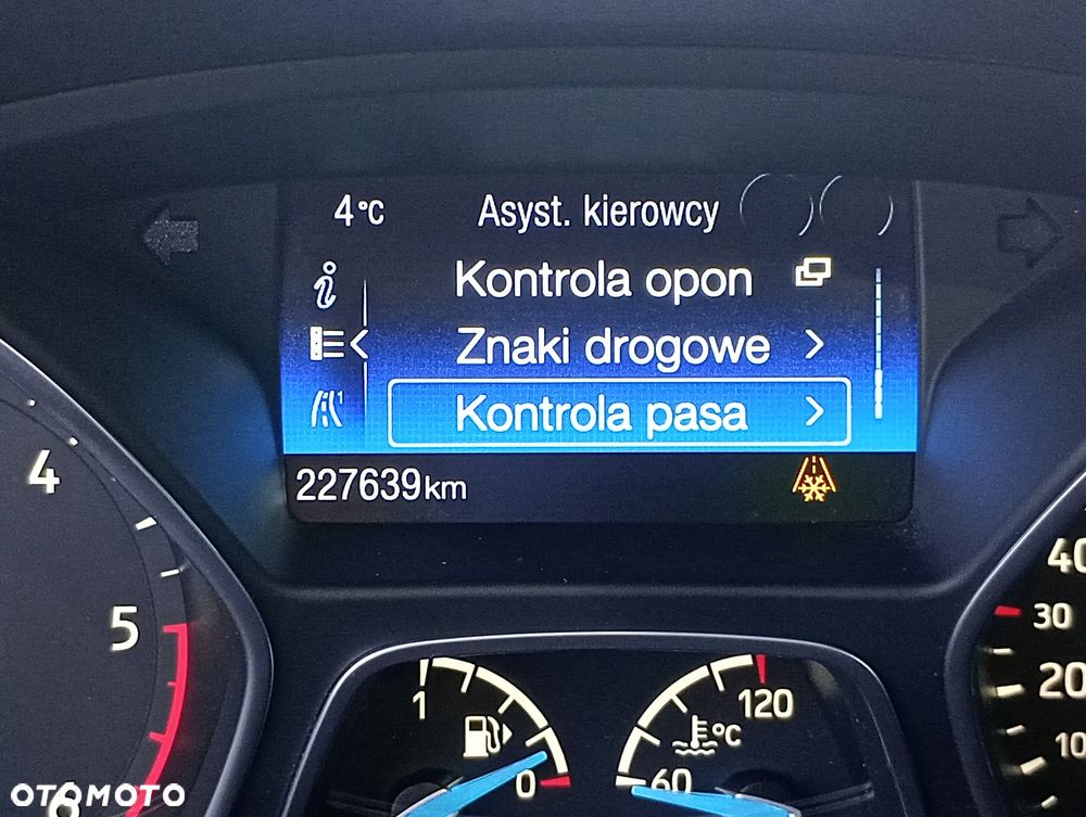 Ford Focus 2.0 TDCi DPF Start-Stopp-System Titanium - 16