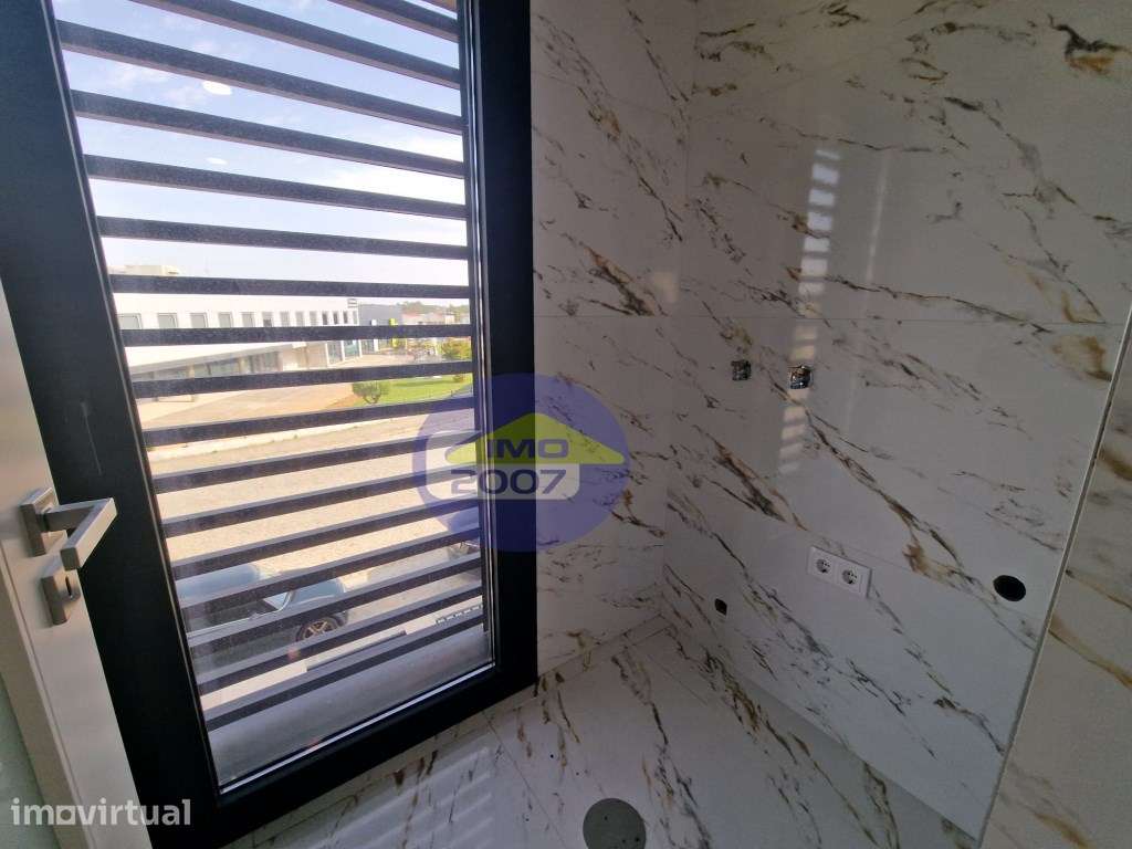 Apartamento T2 em Espargo com 2 Garagens Fechadas - Grande imagem: 5/25