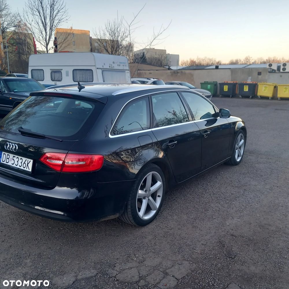 Audi A4 Avant 2.0 TDI DPF Ambiente - 5
