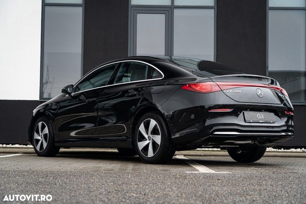 Mercedes-Benz CLA - 4