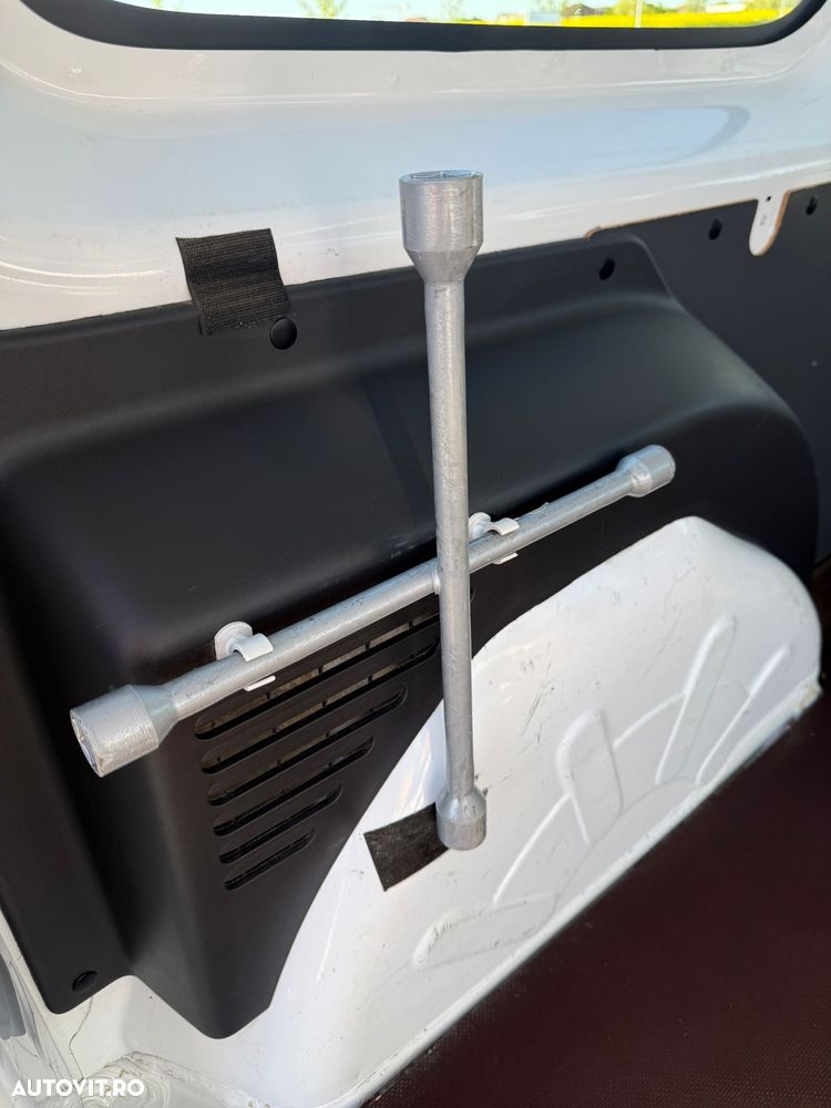 Renault Kangoo BLUE dCi 95 LIMITED - 11