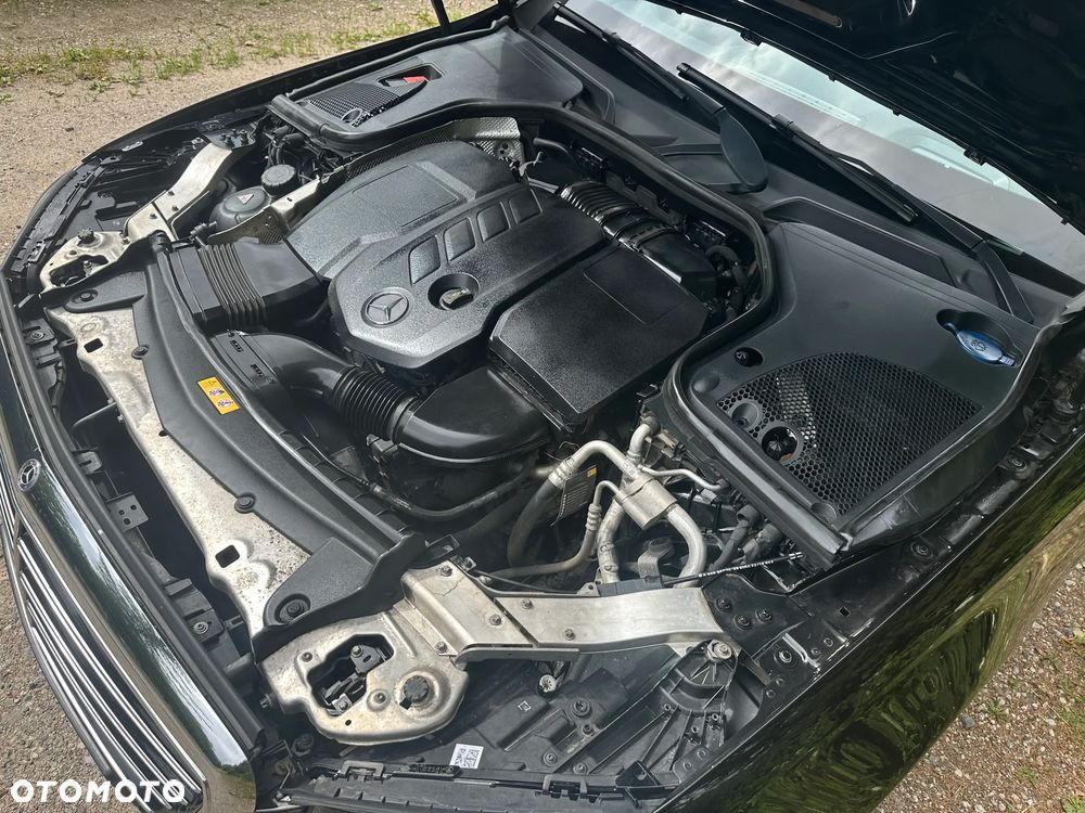 Mercedes-Benz Klasa E 220 d 9G-TRONIC - 19