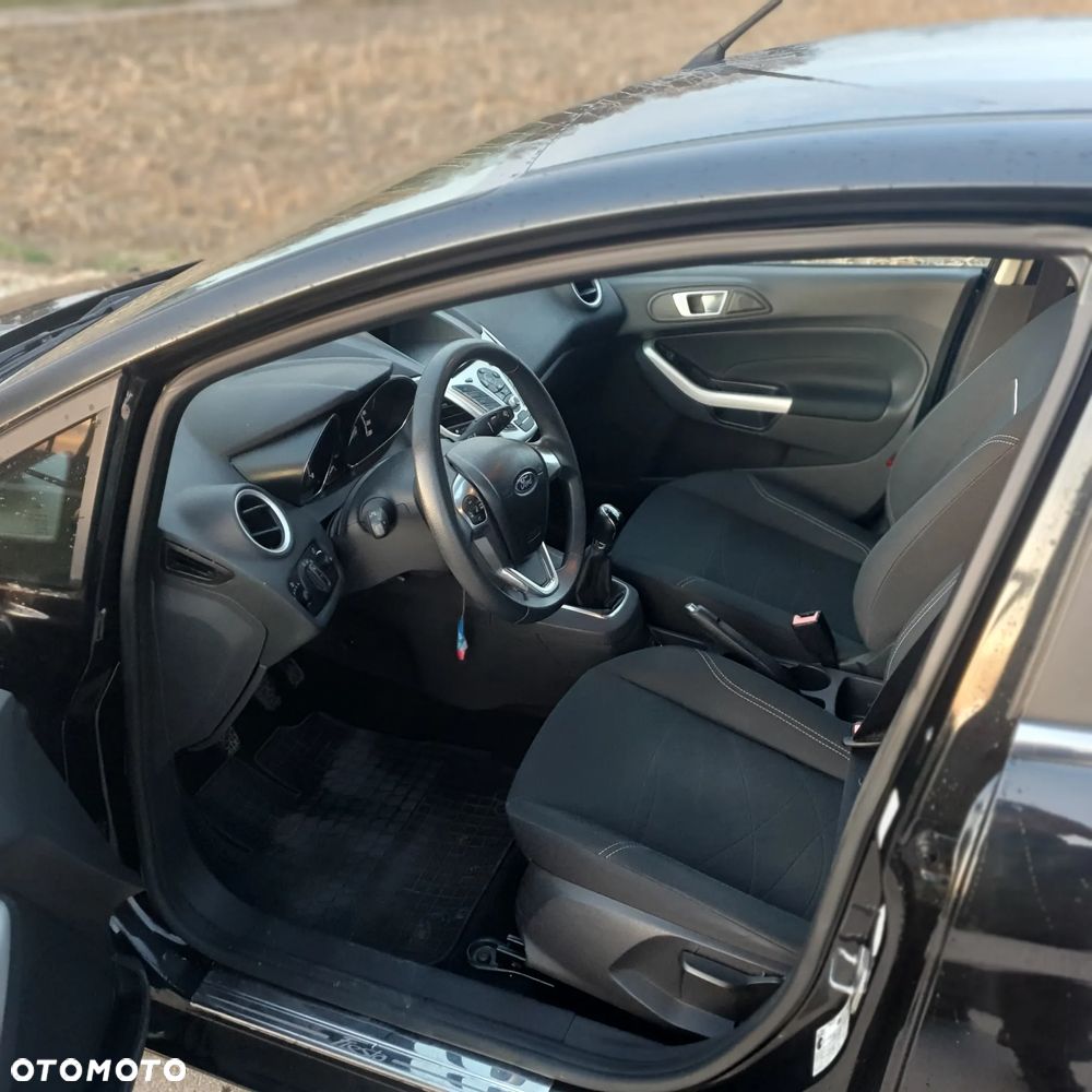 Ford Fiesta 1.25 Platinium X - 14