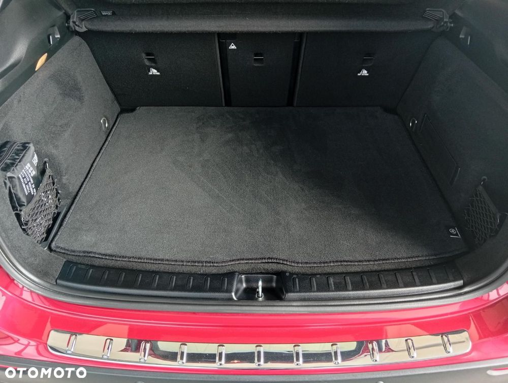 Mercedes-Benz GLA AMG 35 4-Matic - 28