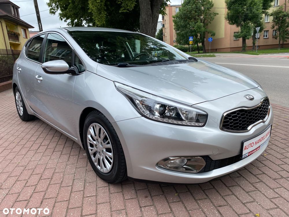 Kia Ceed 1.6 GDI Edition 7 - 17
