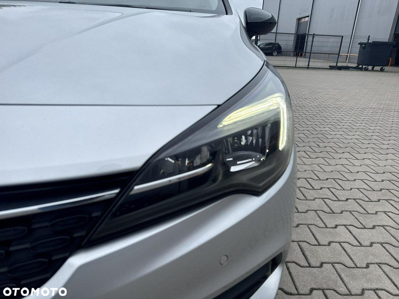 Opel Astra V 1.4 T Edition S&S - 9
