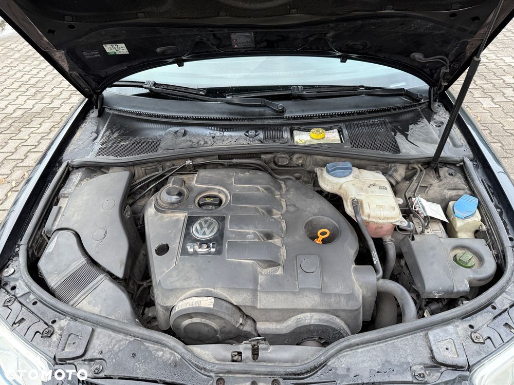 Volkswagen Passat 1.9 TDI Comfortline - 27