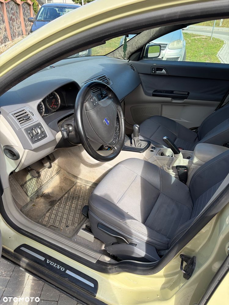 Volvo S40 2.4i - 8