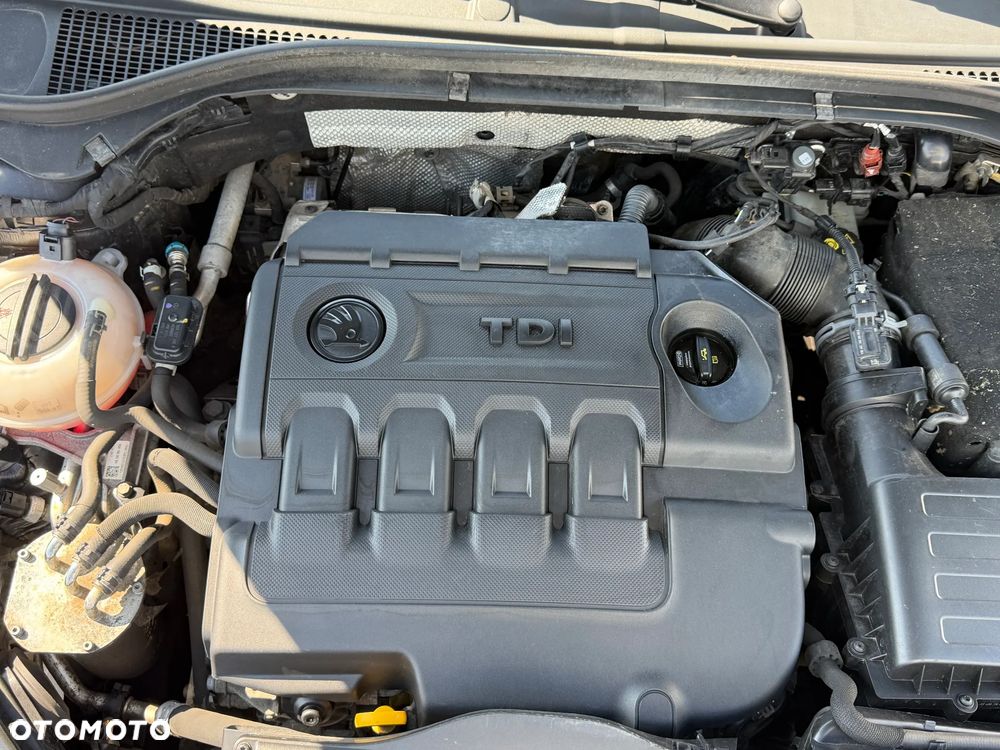 Skoda Superb 1.6 TDI GreenLine - 13