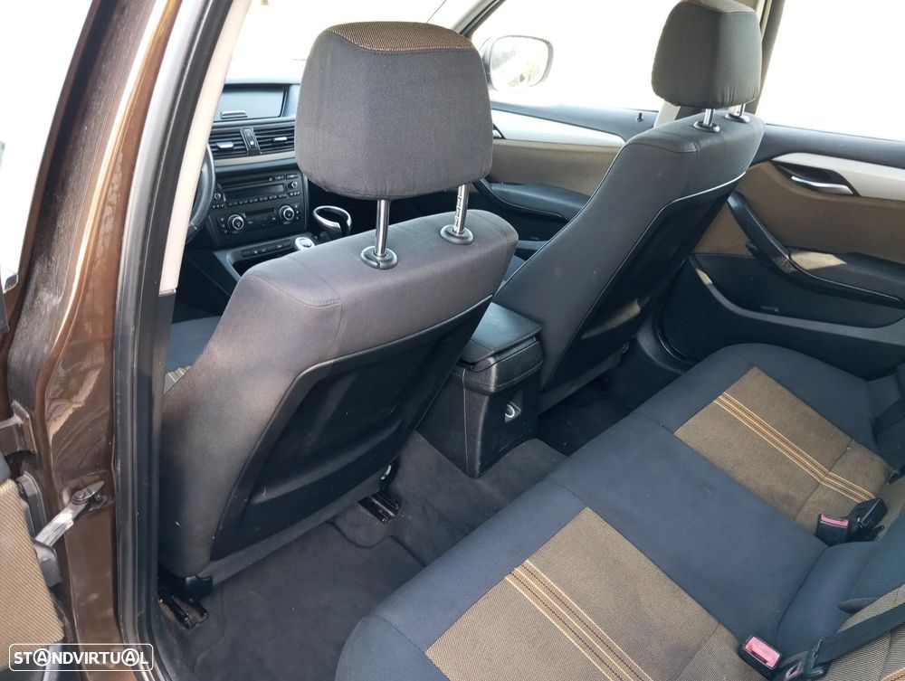 BMW X1 20 d sDrive - 36