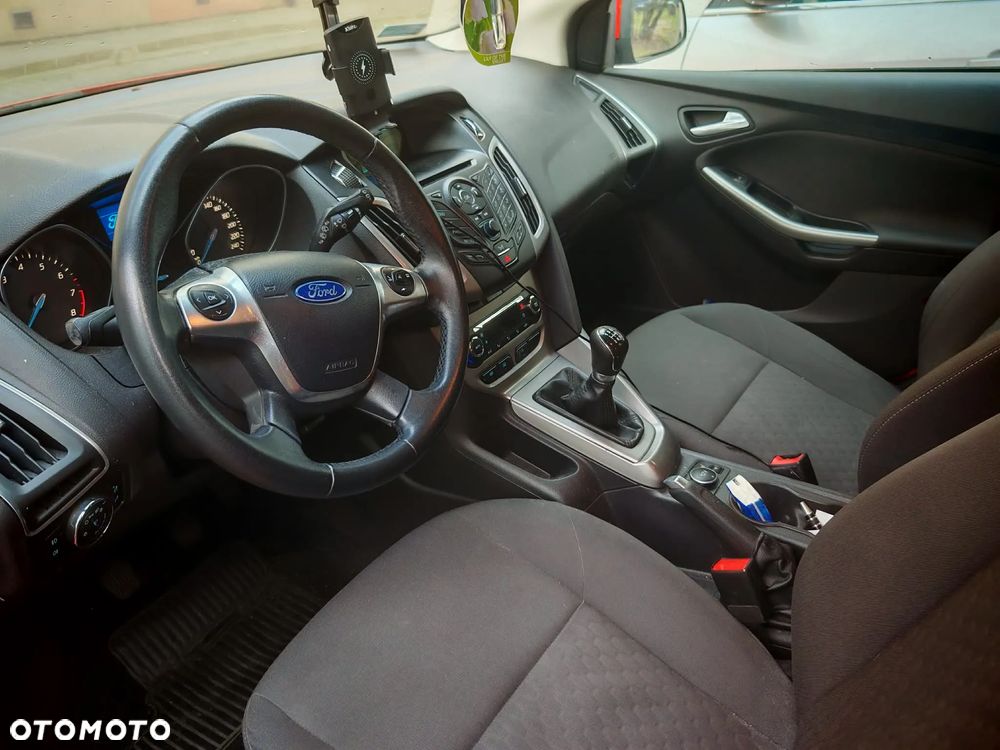 Ford Focus 1.0 EcoBoost STart-Stopp-System Titanium - 2