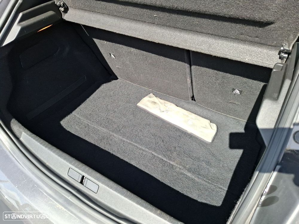 Peugeot 208 1.2 PureTech Active - 23