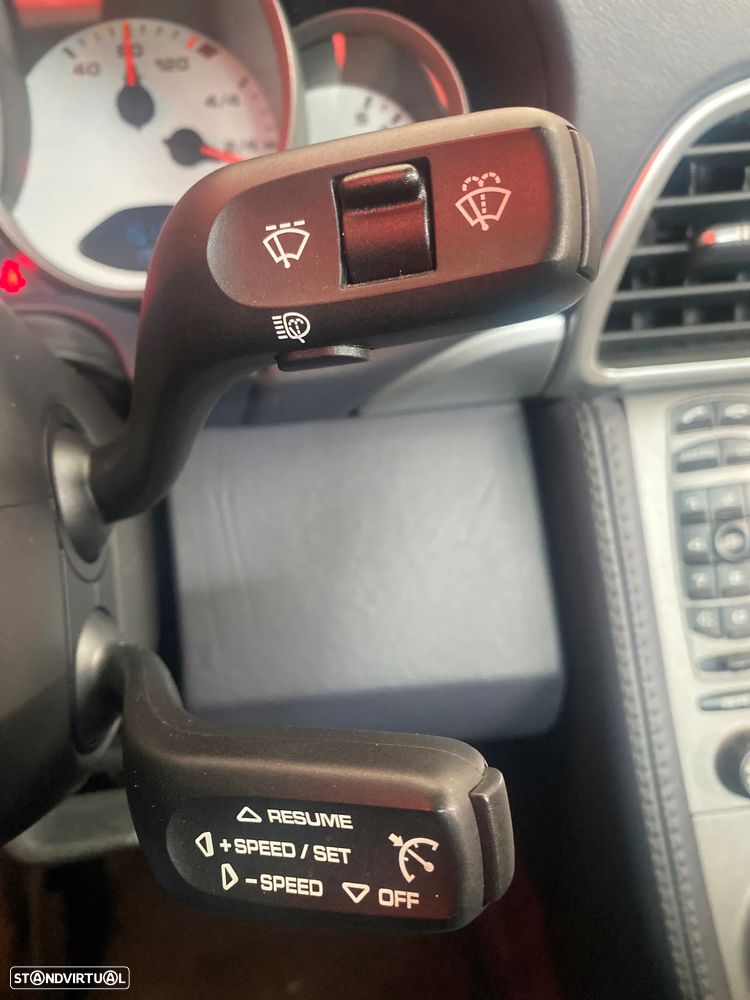 Porsche 911 Série F - 27