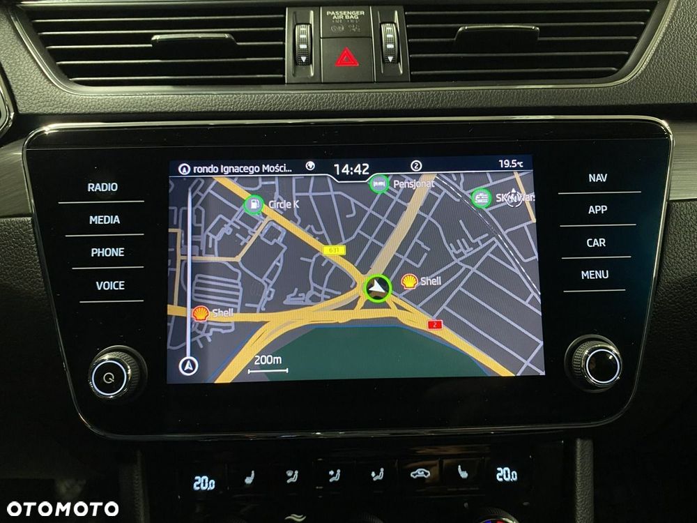 Skoda Superb 2.0 TDI SCR Style DSG - 28